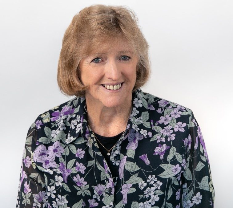Author Anne Hutchison to visit the Lithgow Library during Seniors Week